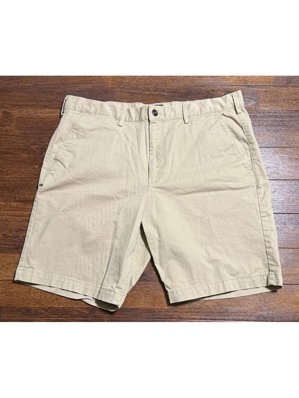 Gap Khakis Mens Lived-In Chino Shorts 36 Tan Stretch Cotton 10" Preppy Casual